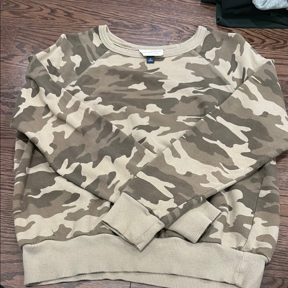 Camo Sweatshirt